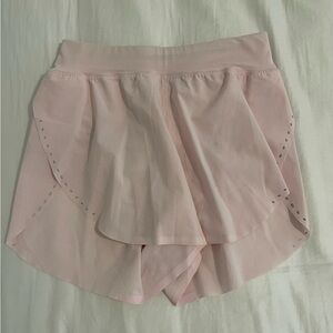 Lululemon Find Your Pace 3’ Shorts Strawberry Milkshake